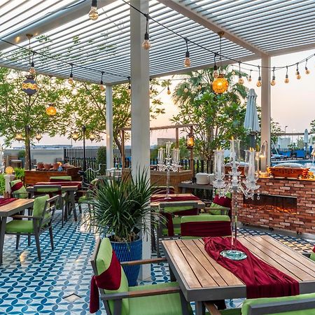 Hotel Radisson Dubai Damac Hills Zewnętrze zdjęcie