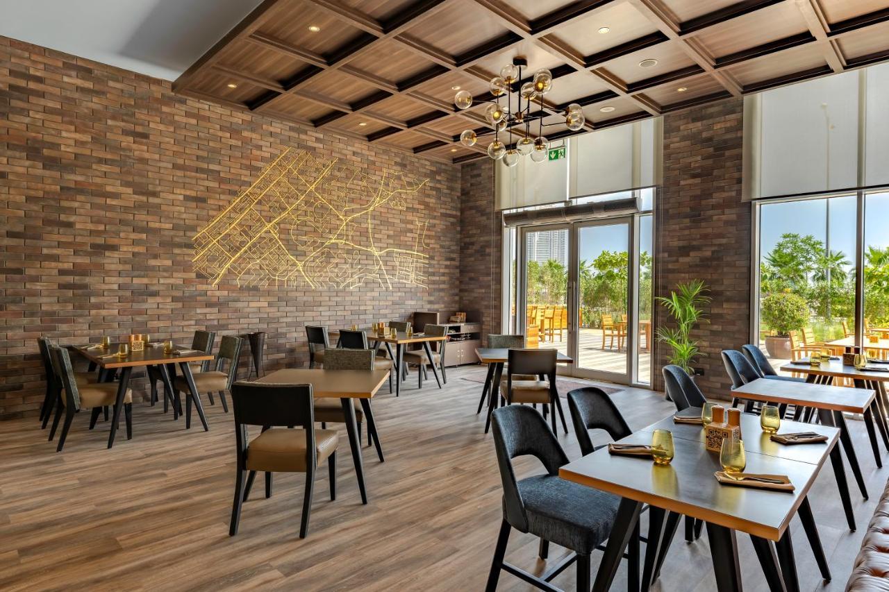 Hotel Radisson Dubai Damac Hills Zewnętrze zdjęcie