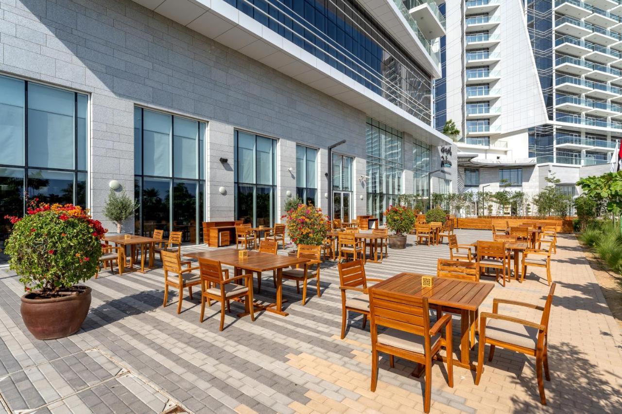 Hotel Radisson Dubai Damac Hills Zewnętrze zdjęcie