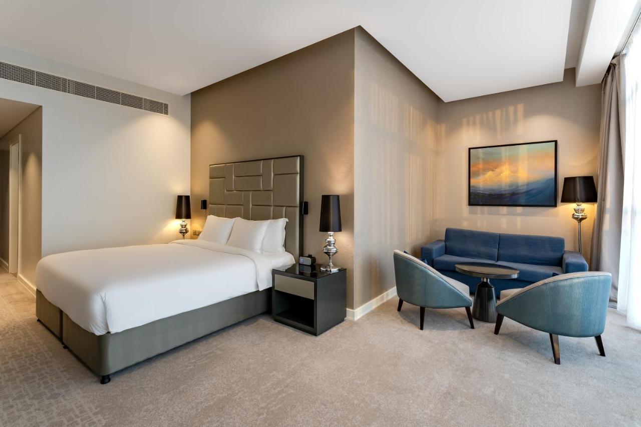 Hotel Radisson Dubai Damac Hills Zewnętrze zdjęcie