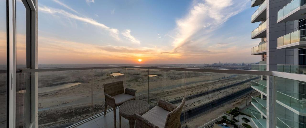 Hotel Radisson Dubai Damac Hills Zewnętrze zdjęcie