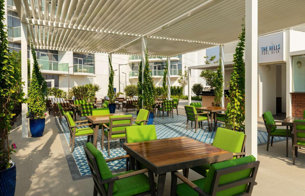 Hotel Radisson Dubai Damac Hills Zewnętrze zdjęcie
