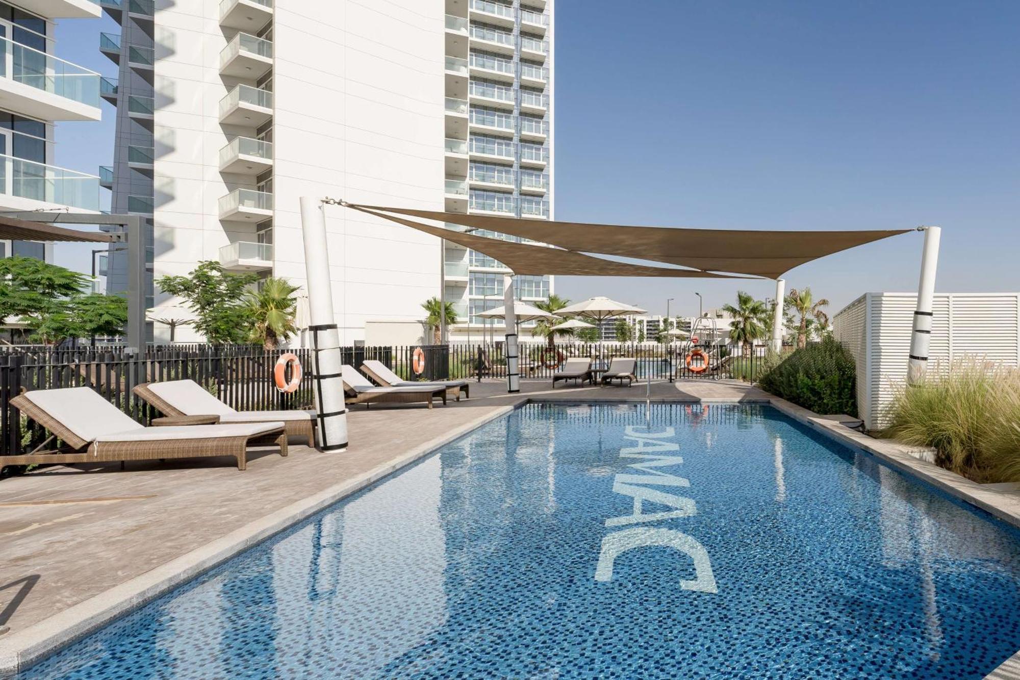 Hotel Radisson Dubai Damac Hills Zewnętrze zdjęcie