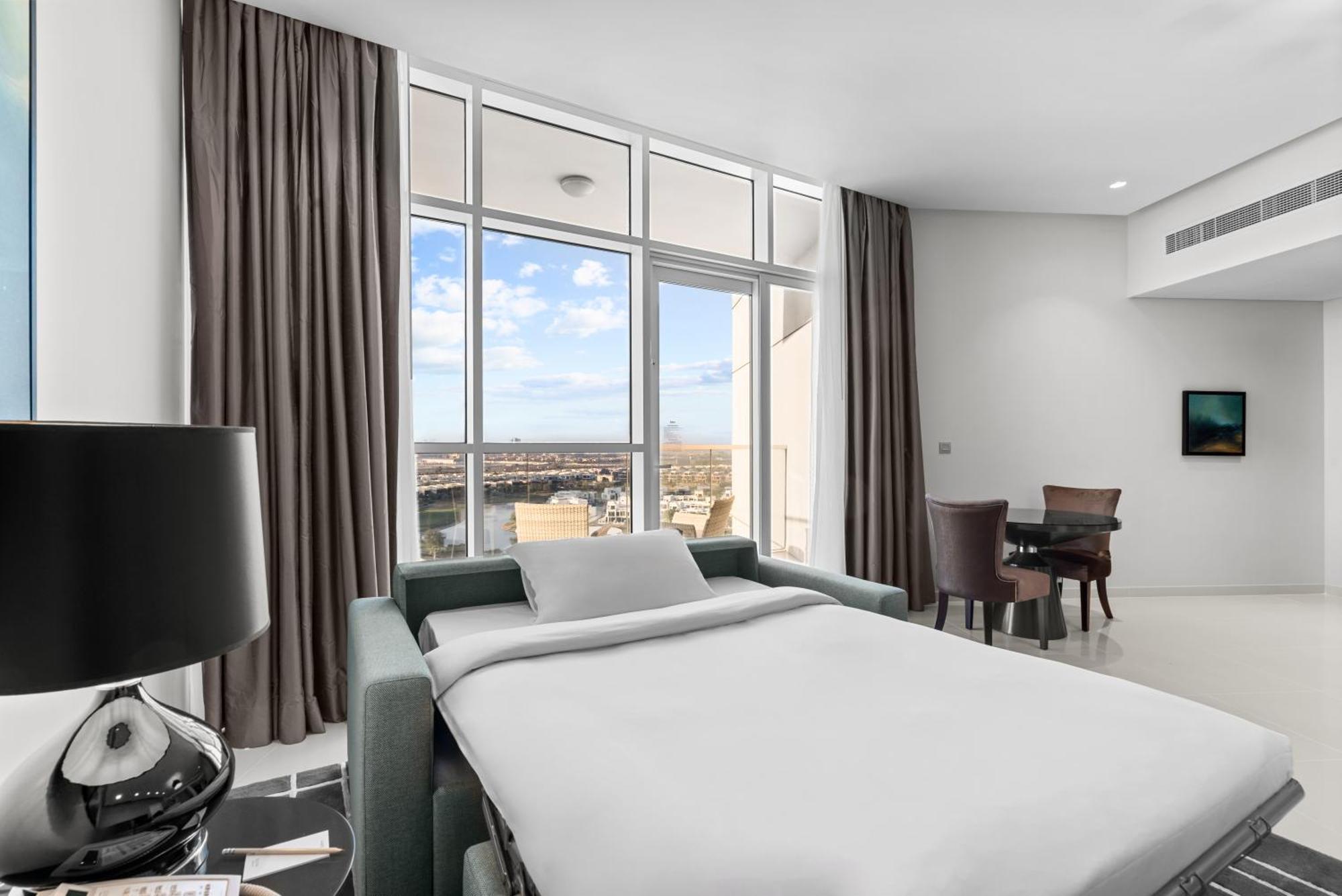 Hotel Radisson Dubai Damac Hills Zewnętrze zdjęcie
