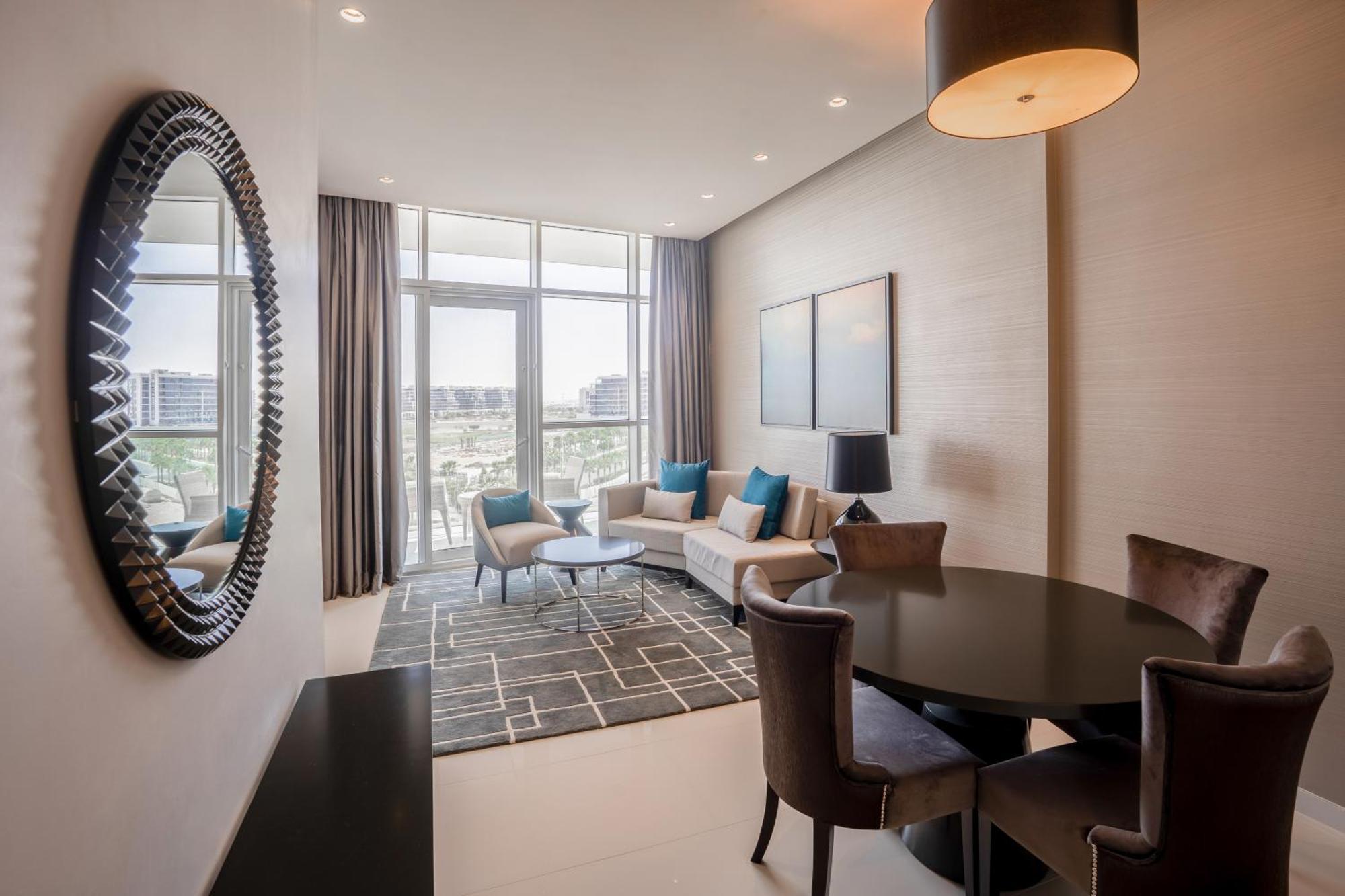 Hotel Radisson Dubai Damac Hills Zewnętrze zdjęcie